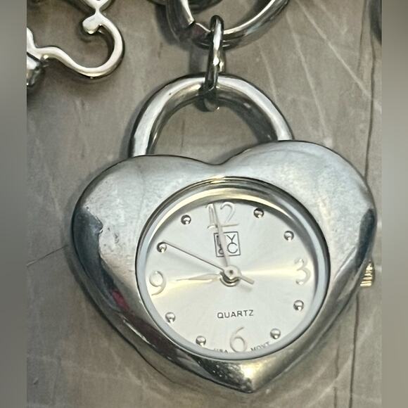 Silver tone heart watch and Pandora style bracelet - Picture 4 of 8